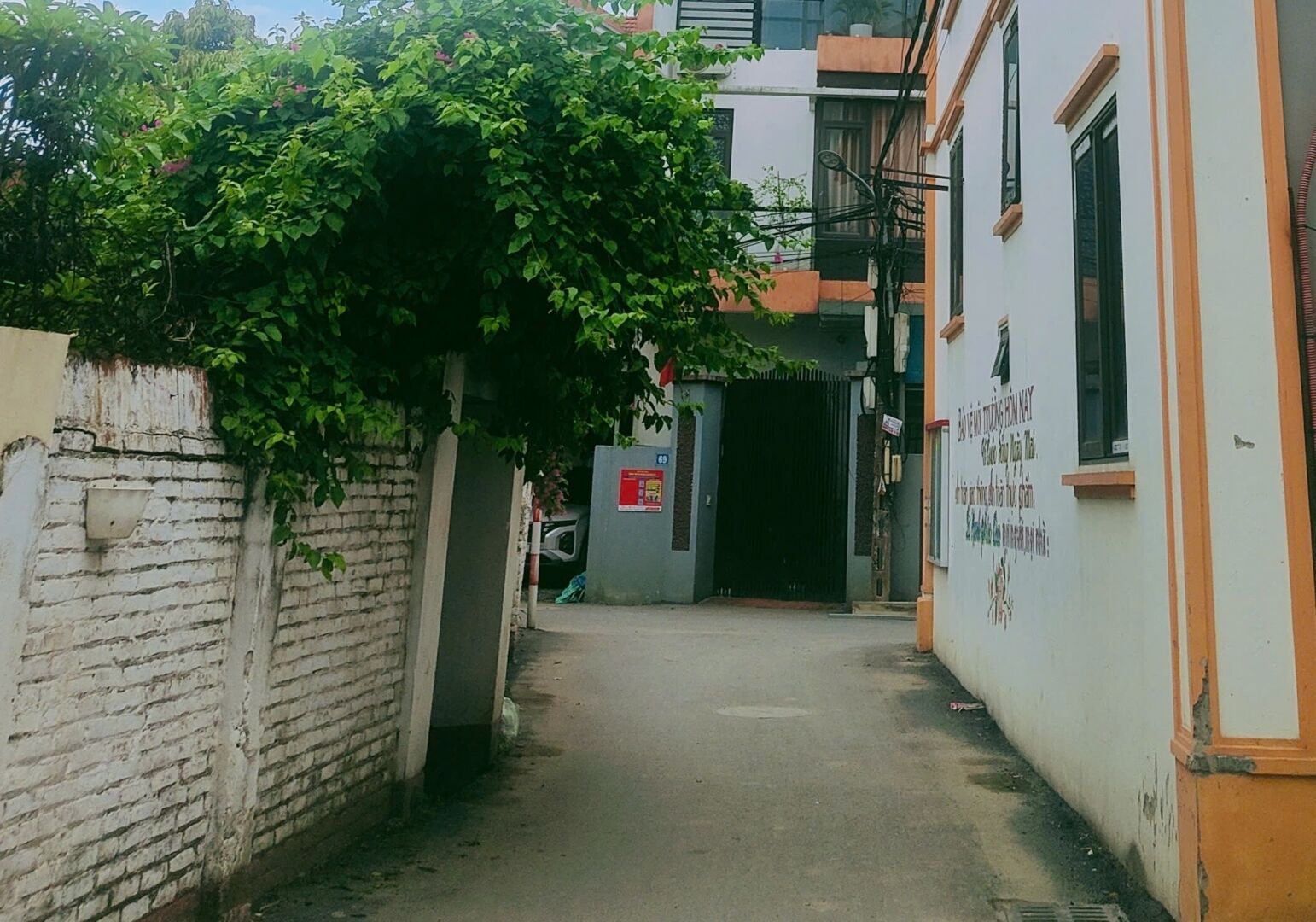 Bán 50m2 đất Đức Thượng đường thông cách quốc lộ32 150m