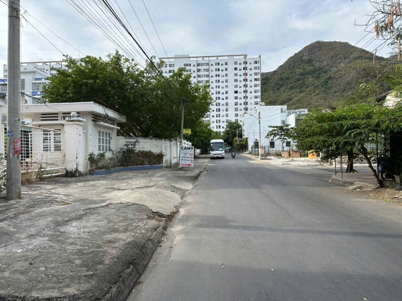 Bán biệt thự đẹp khu Thoại Ngọc Hầu – Nha Trang 256m² – giá 22 tỷ TL