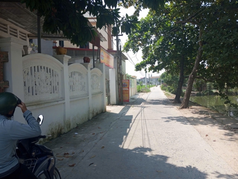Bán đất Thuận Thành Bắc Ninh. 65m2 * mt 425m * 21 tỷ. đường ô tô.