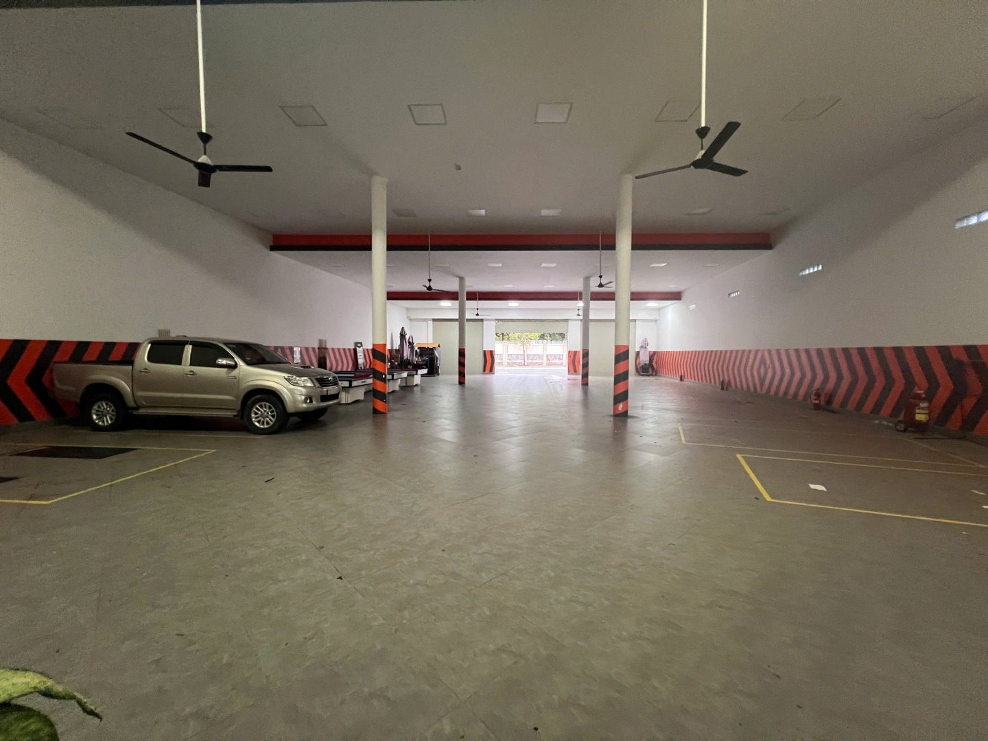 BÁN LÔ ĐẤT 1.100 M2 MẶT TIỀN KINH DOANH BUÔN BÁN ĐƯỜNG PHẠM HÙNG LONG TOÀN TP BÀ RỊA