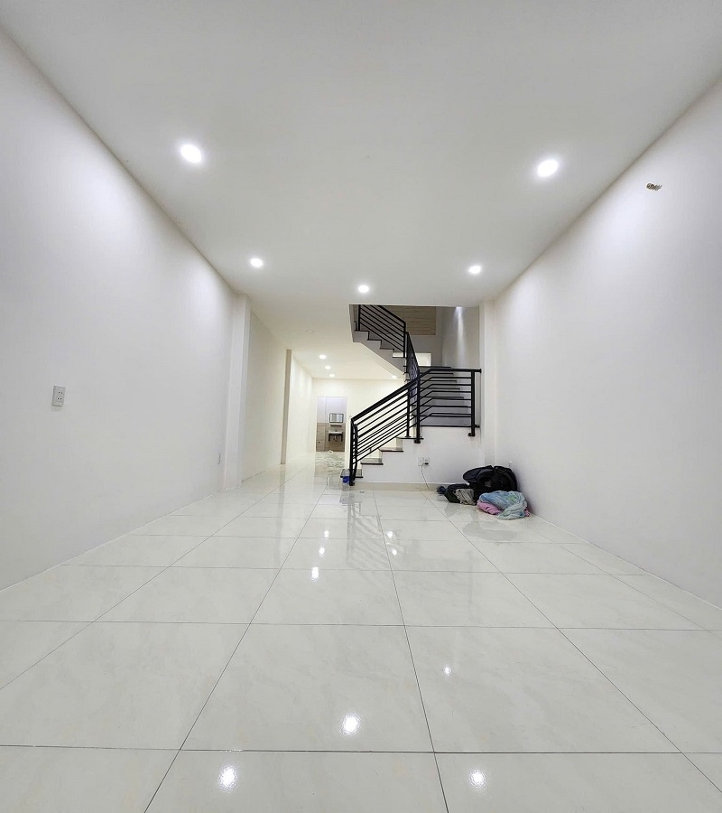 Bán nhà HXH Nguyễn Đức Thuận P13 Tân Bình 66m2 3 tầng chỉ nhỉnh 6 tỷ