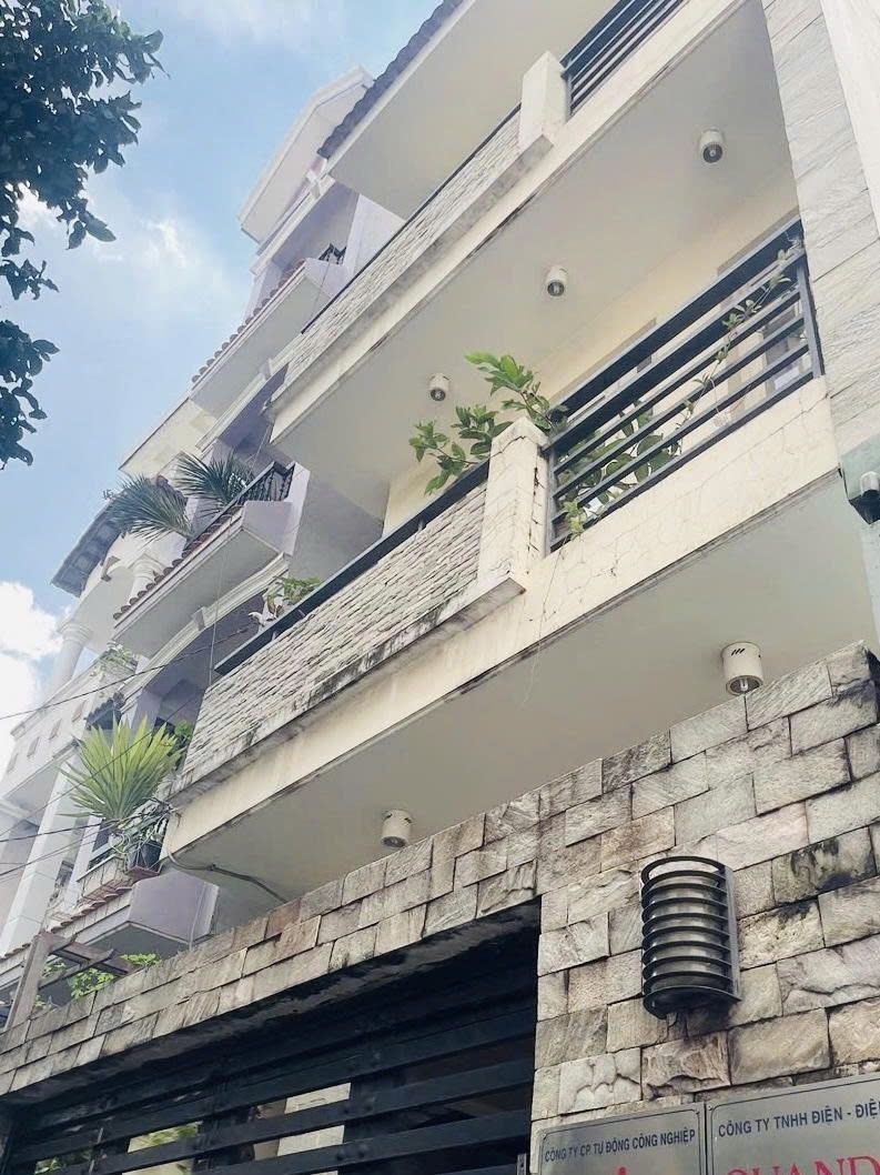 Bán nhà hxh Trần Thị Trọng phường 15 quận Tân Bình gần nhà ga T3 4 x 16m