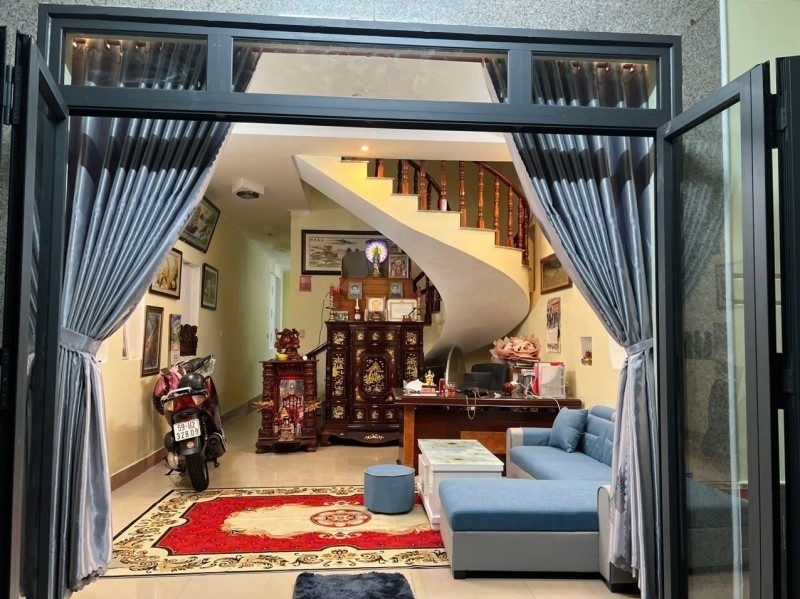Bán nhà mặt phố Tân Hòa 2 Q.9 168m² 12.35 tỷ sổ hồng 3 tầng