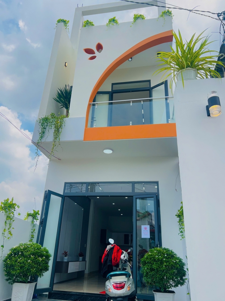BÁN NHÀ MỚI 100% - SỔ HỒNG RIÊNG NGAY PHƯỜNG ĐỊNH HOÀ TP THỦ DẦU MỘT