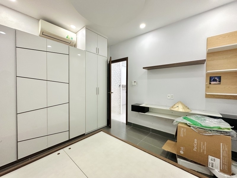 BÁN NHÀ QUẬN 3 HBG 60M2 2 TẦNG NGANG 43M NỞ HẬU 3 PN ĐẸP SÁT MT CMT8 65 TỶ.