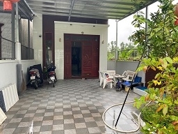 Bán nhà xây kiên cố hiện đại mới 95%. DT đất 6x50 có 50m2 ODT