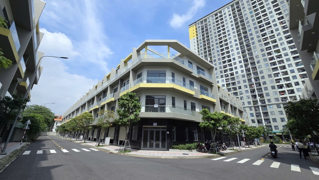 Bcons Uni Valley khu nhà phố compound cao cấp liền kề Metro Làng ĐH Thủ Đức với 20% - 1.4 tỷ nhận