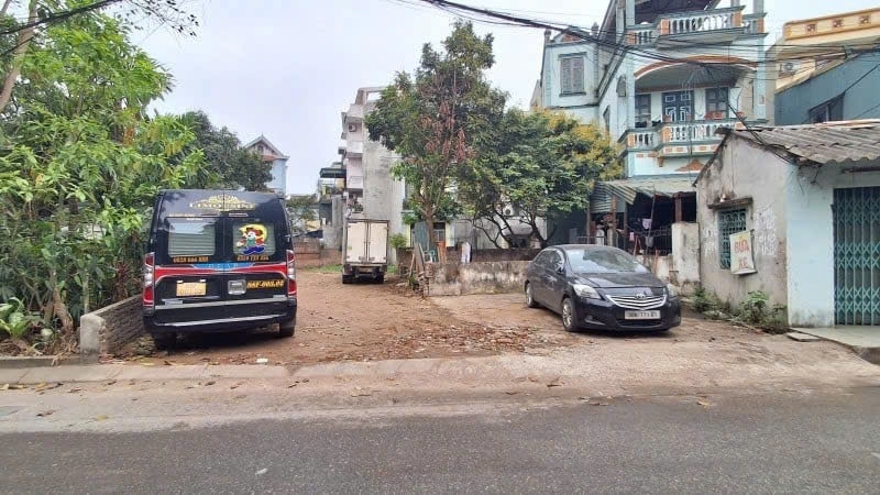 CẦN BÁN LÔ ĐẤT 266m² – THỔ CƯ FULL – XE TẢI TRÁNH – QUẬN LONG BIÊN HÀ NỘI