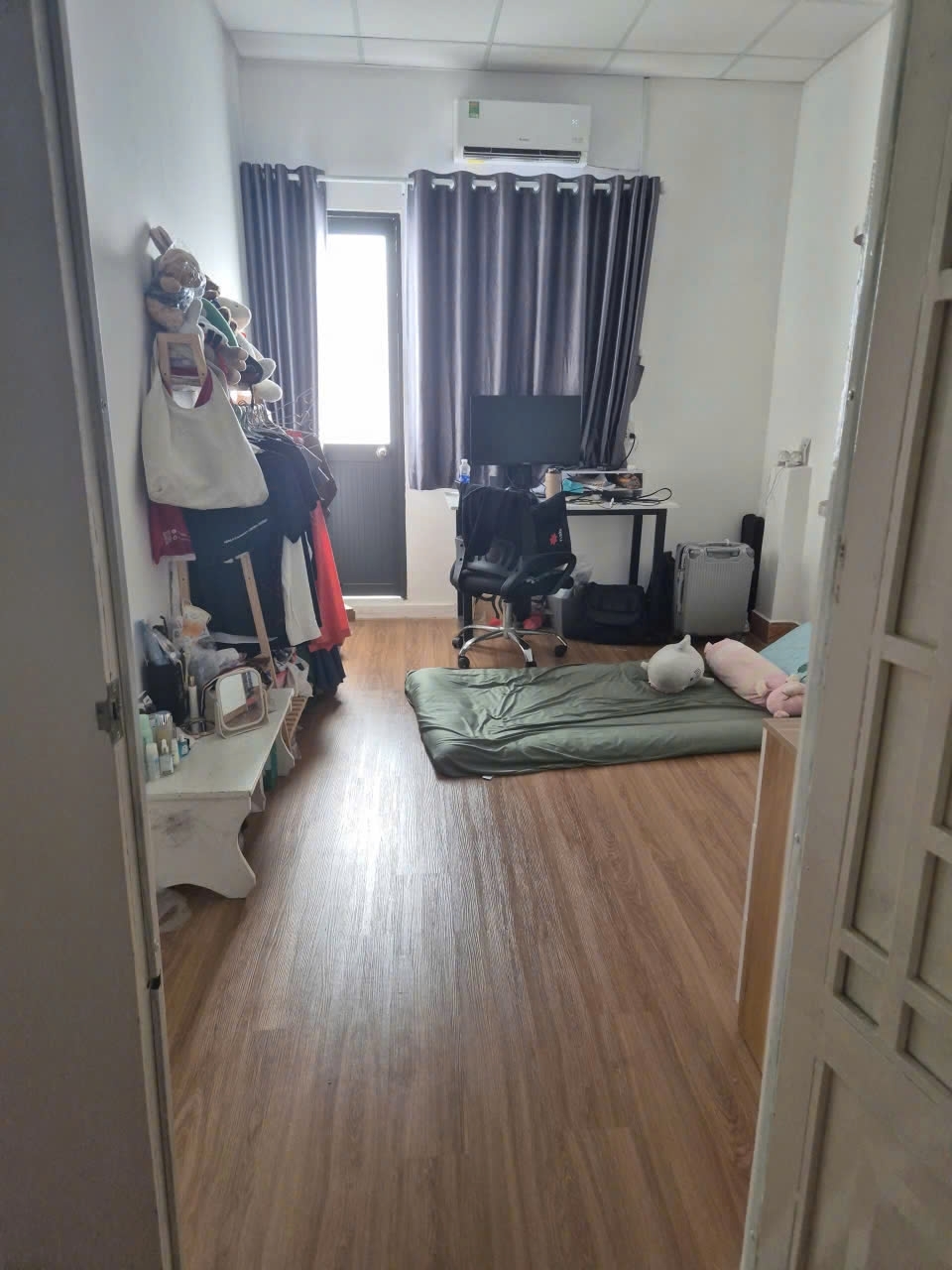 CẦN TÌM 1 NỮ Ở GHÉP – CĂN HỘ 2PN TÔ HIẾN THÀNH Q10 TPHCM