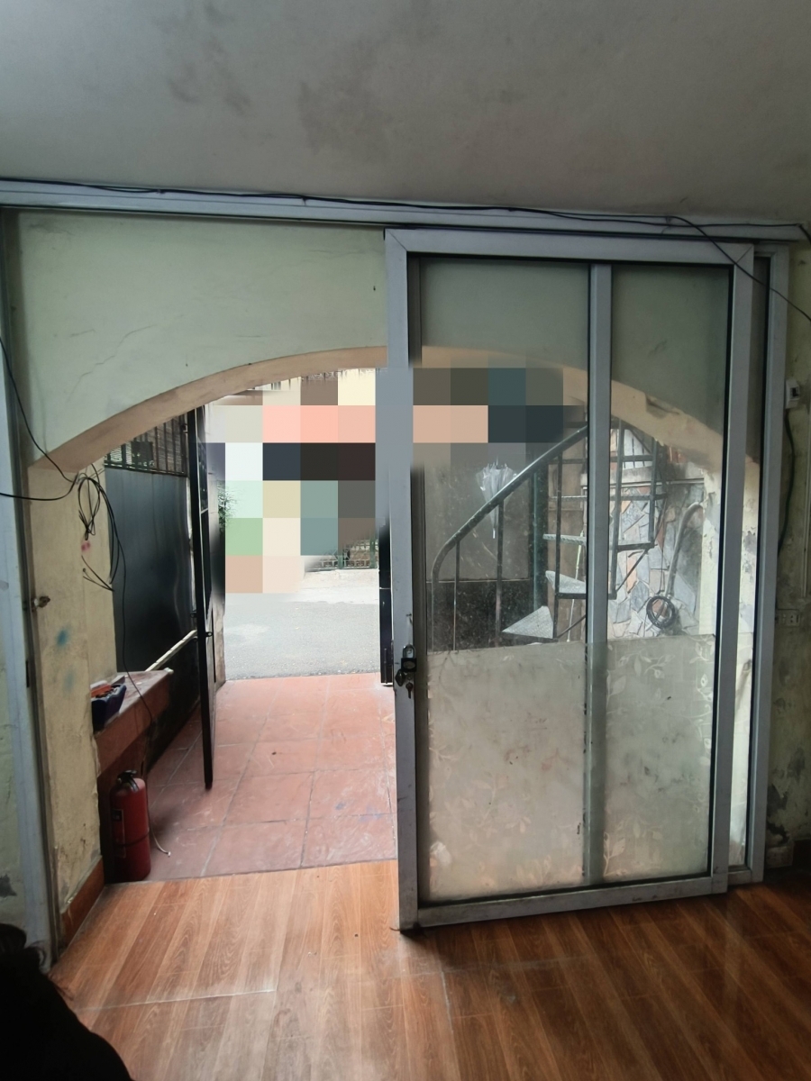 CC cần cho thuê nhà 2 tầng ngõ ô tô - Nguyễn Khang  38m2 - 02 ngủ 12tr