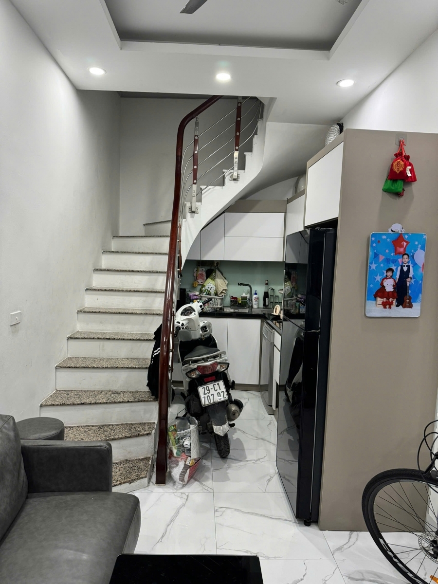 CHÍNH CHỦ BÁN NHÀ 4 TẦNG - NGÕ 173 HOÀNG HOA THÁM BA ĐÌNH - THÔNG RA 209-279 ĐỘI CẤN - NHỈNH 7 TỶ