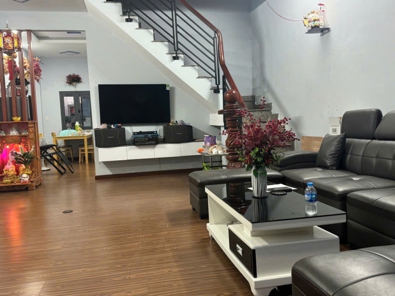 Chính chủ bán nhà mặt phố Tô Ký Hóc Môn 795 tỷ 160m2 2PN 3WC