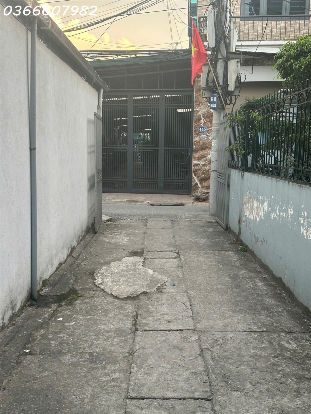 Chính chủ cần tiền bán nhanh lô đất 42m2 Phường Ngọc Thụy Long Biên Hà Nội giá đầu tư