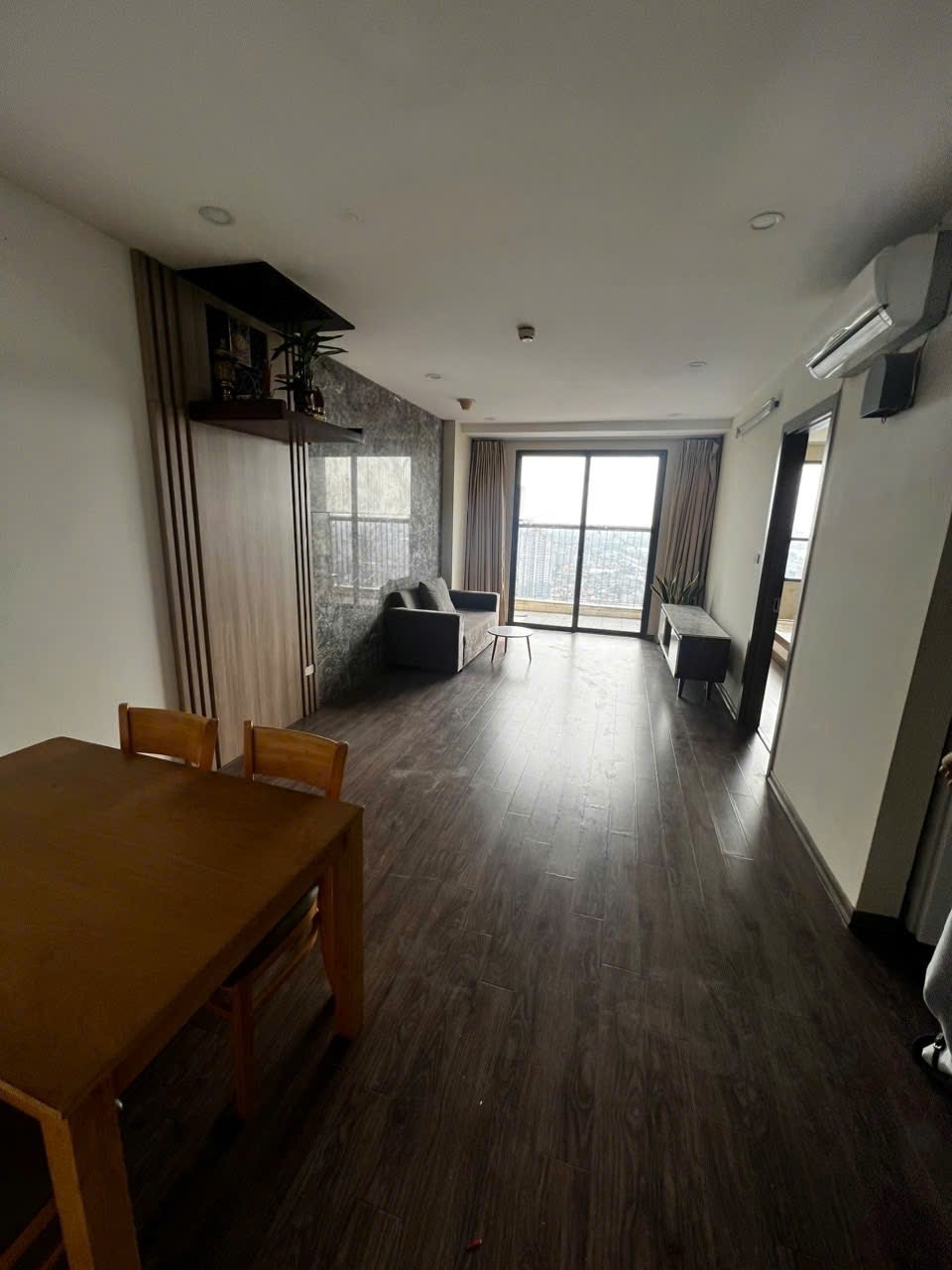 Cho thuê căn hộ chung cư Halios Tam Trinh 75m2 2 ngủ 1 khách Giá 11 triệu