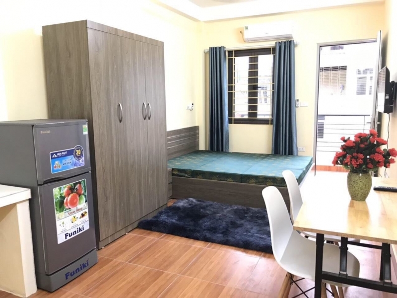 Cho Thuê Ccmn đẹp thoáng ban công giá rẻ Tại 171 Nguyễn Ngọc Vũ Hoàng Ngân Lê Văn Lương