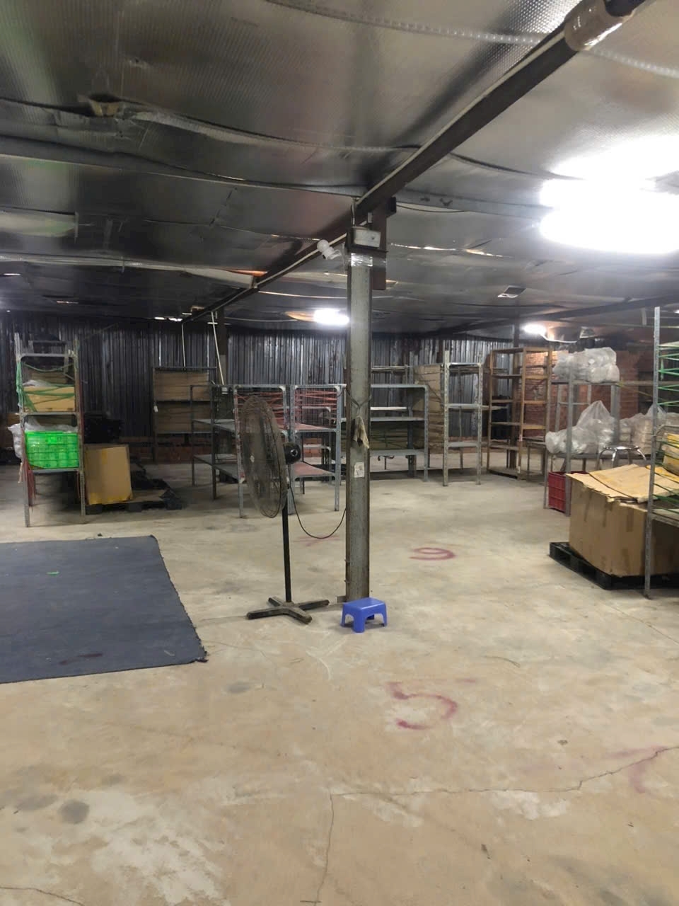 Cho thuê kho tại 360 Bến Vân Đồn Phường 1 Quận 4 TP.HCM.