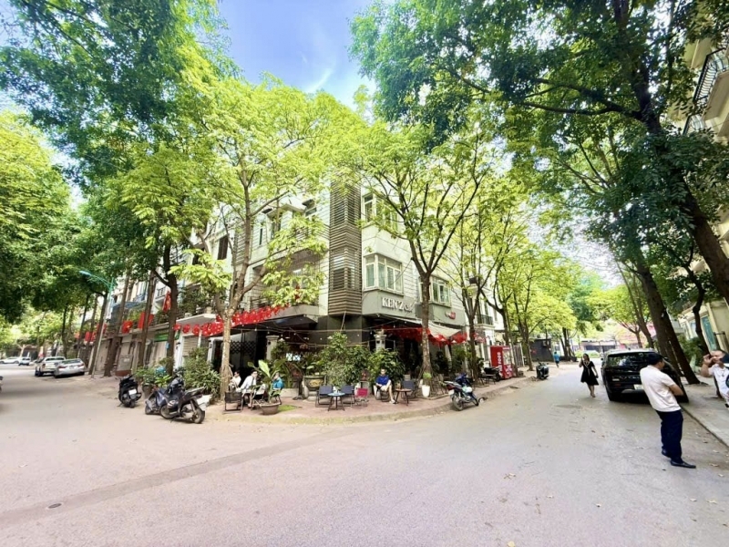 Cho thuê nhà BT Xa La hàng ăn Cà phê Trung tâm VP Kho Showroom... 4 tầng x 110m2