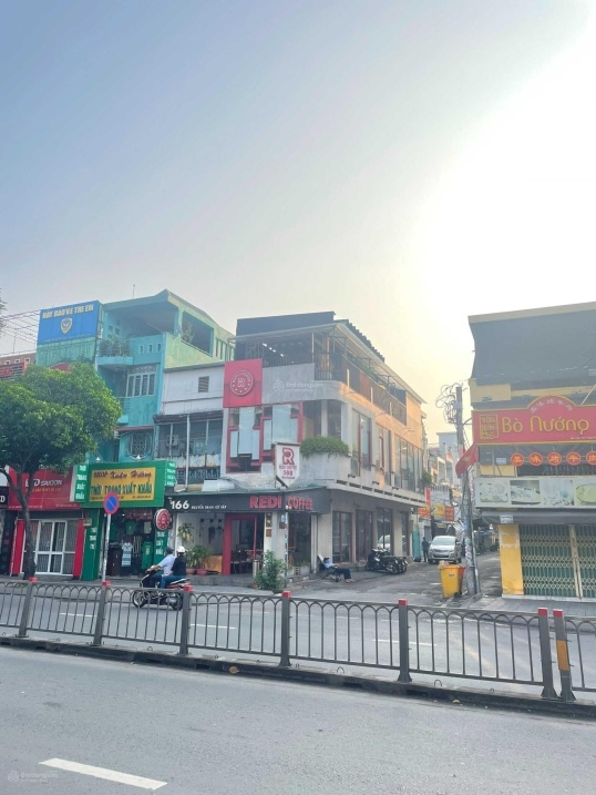 Cho thuê nhà góc 2MT 166 Nguyễn Oanh Gò Vấp. DT: 4.5x25m 3 tầng