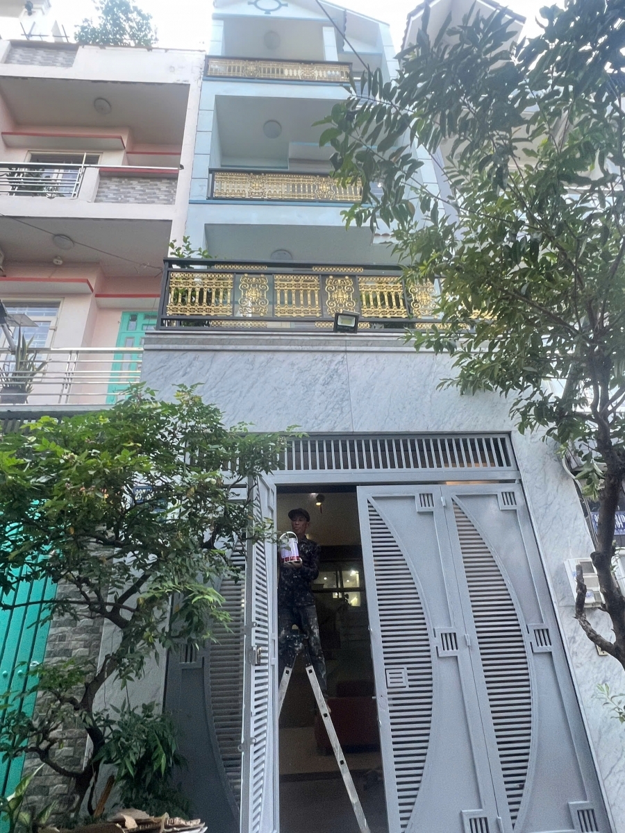 Cho Thuê Nhà Hẻm Rộng 8m 1 Trệt 3 Lầu 64m2 5pn+ Nội Thất Giá Rẻ – Phạm Văn Chiêu P.14 Gò Vấp