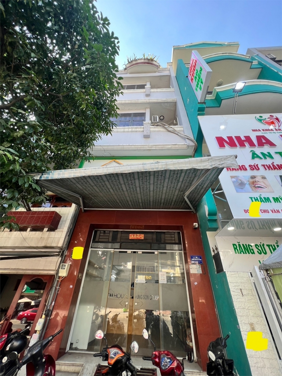 Cho thuê nhà mặt tiền Chu Văn An P. 26 Bình Thạnh 4x20m TL 2L 5PN 4WC giá 30 triệu/thángCho