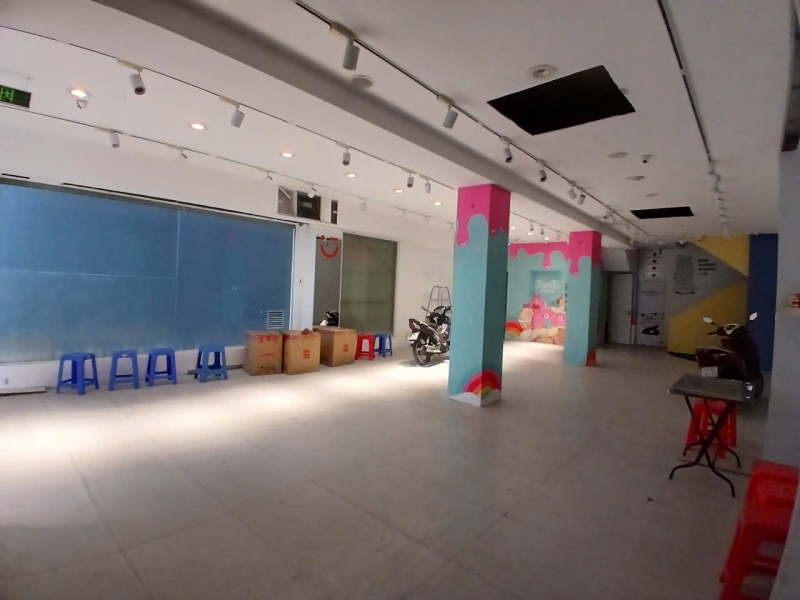 CHO THUÊ NHÀ MẶT TIỀN ĐƯỜNG NGUYỄN TRÃ DT; 1.448M2 Phường Chợ Quán QuẬN 5TPHCM