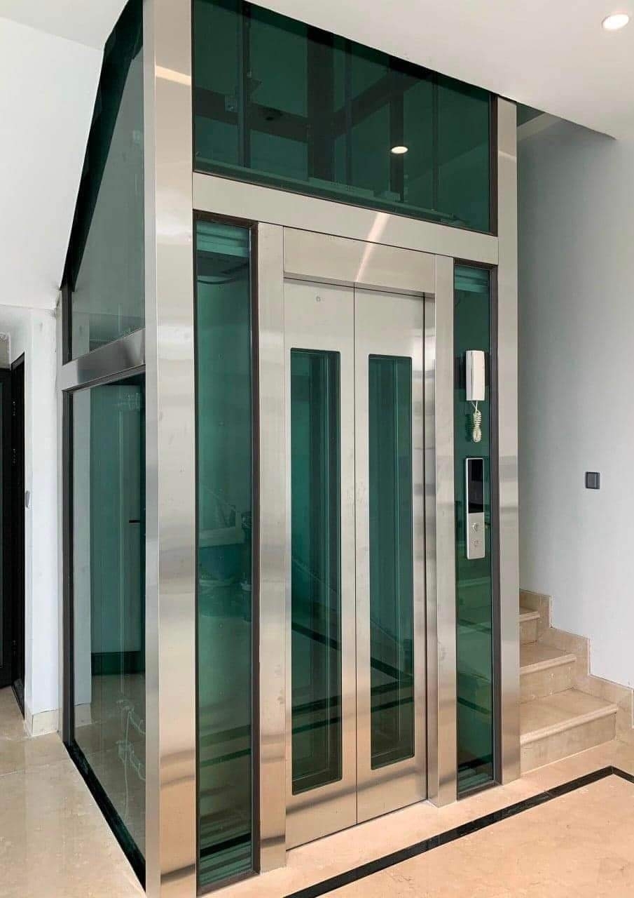 Cho thuê nhà mới thang máyvỉa hè 118m2- 4T Hoàng Quốc Việt_45 Tr