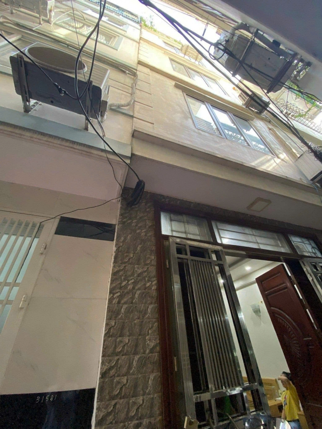 Cho thuê nhà ngõ 108 Đông Thiên 5 tầng x 30m2 3 ngủ 8.5 Triệu