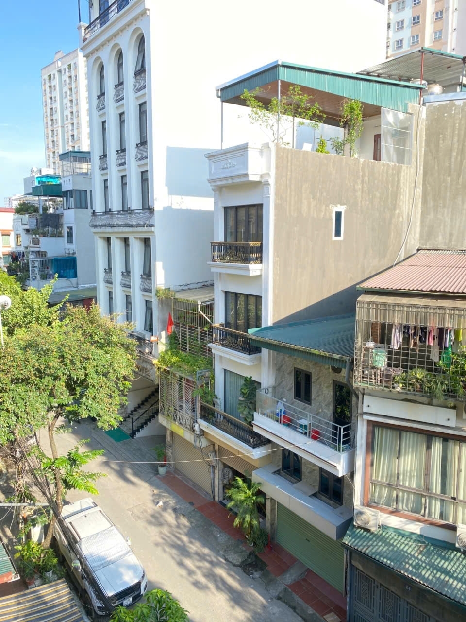 Cho thuê nhà ngõ 193 Định Công Hạ 2 tầng 40m2 2 ngủ 8 triệu ctl