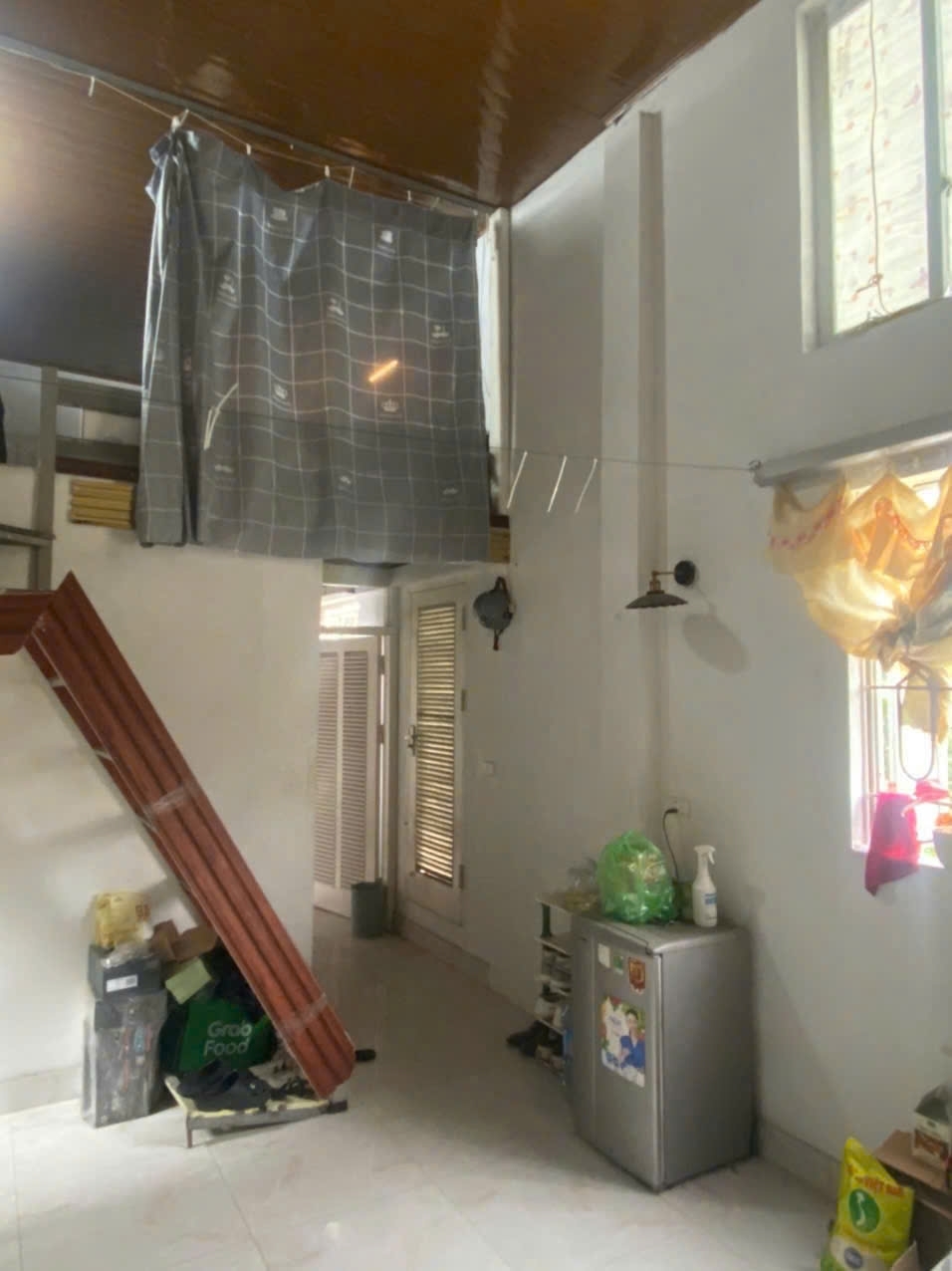 Cho thuê nhà nguyên căn ngõ 1277 Giải Phóng 35m x 1.5 Tầng 2 ngủ 1 wc 6 Triệu