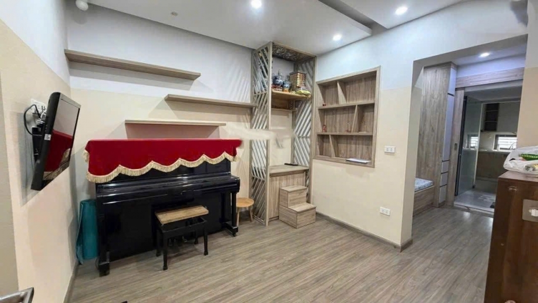 Cho thuê nhà TT Nguyễn Ngọc Doãn 2PN – 85tr