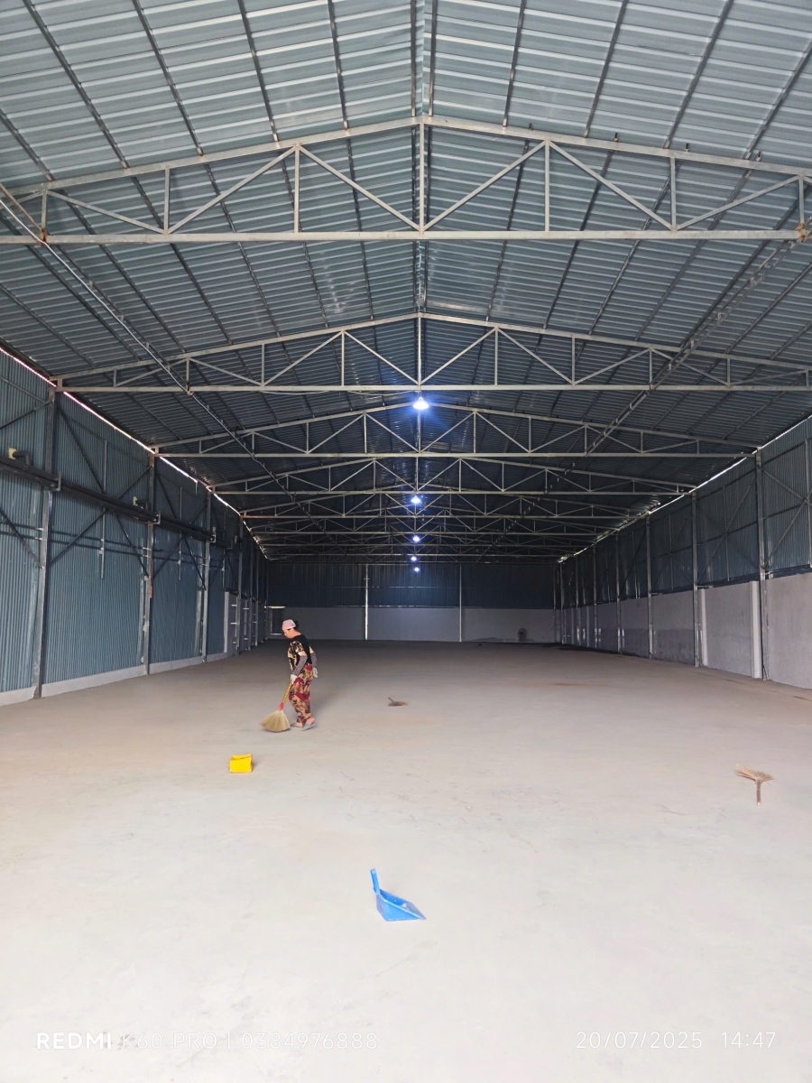 - Cho thuê nhà xưởng gần KCN Quế Võ 1 - Bắc Ninh Diện tích: 1200m2