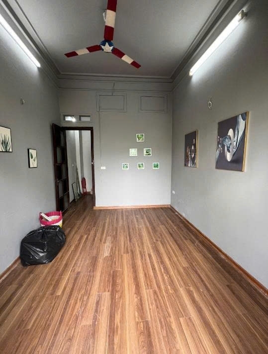 CHO THUÊ TẦNG 2- TẦNG 3  MẶT ĐƯỜNG NGUYỄN HỮU HUÂN PHƯỜNG LÝ THÁI TỔ QUẬN HOÀN KIẾM HÀ NỘI