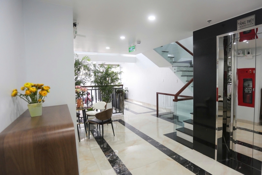 CHO THUÊ TÒA NHÀ VĂN PHÒNG D&R MỚI 100% TẠI BÌNH LỢI P.13 BÌNH THẠNH