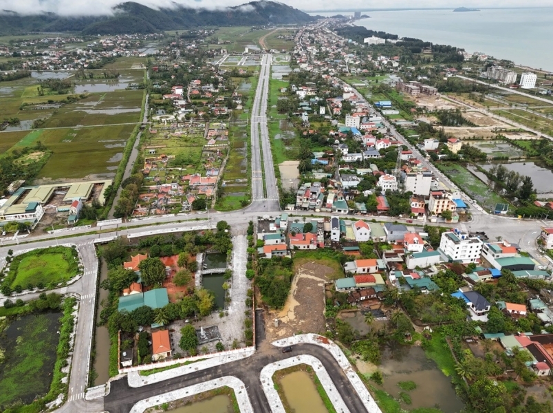 Đất biển trung tâm khu du du lịch Hải Tiến mà giá chỉ có hơn 700 triệu
