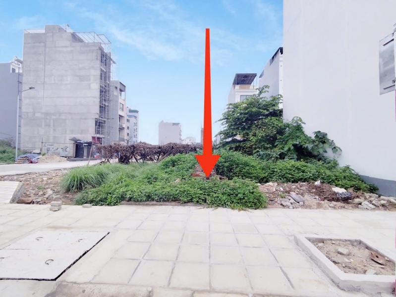 Đất lô 20 Lê Hồng Phong - 40m - Đường 13m - Hướng Đông Nam - Sau BigC