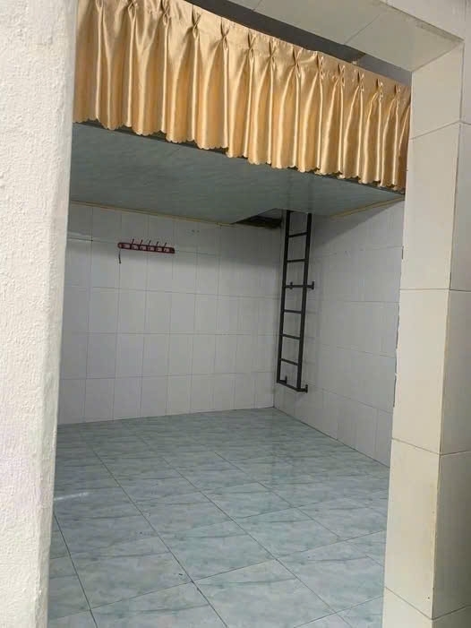 Do cần tiền nên e bán nhà nhỏ xinh phố Lê Lai Máy Chai Ngô Quyền Hải Phòng
