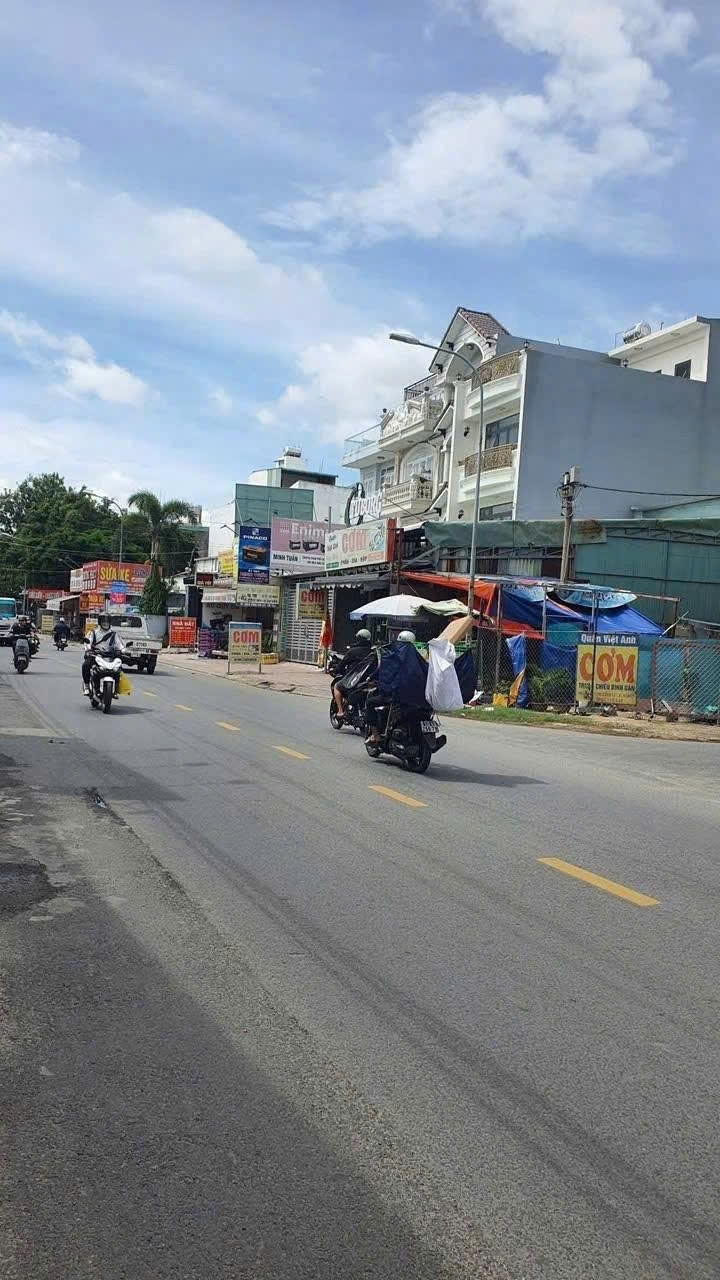 LÔ ĐẤT GÓC 2MT ĐƯỜNG 20M – NGUYỄN THỊ BÚP – P.TCH Q.12 – KD SIÊU ĐỈNH