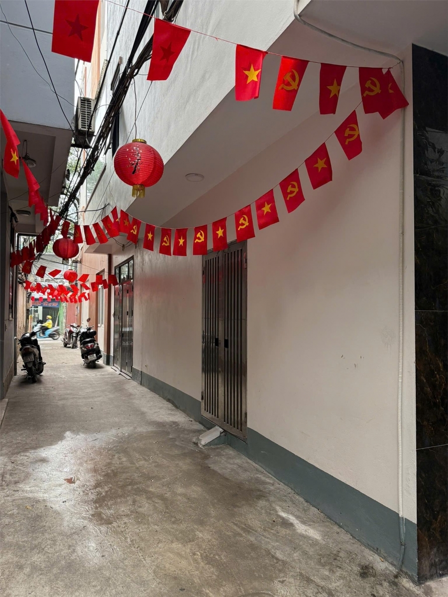 Mình cần cho thuê Nhà 5 tầng mới xây năm 2024 giáp KĐT Văn Quán!