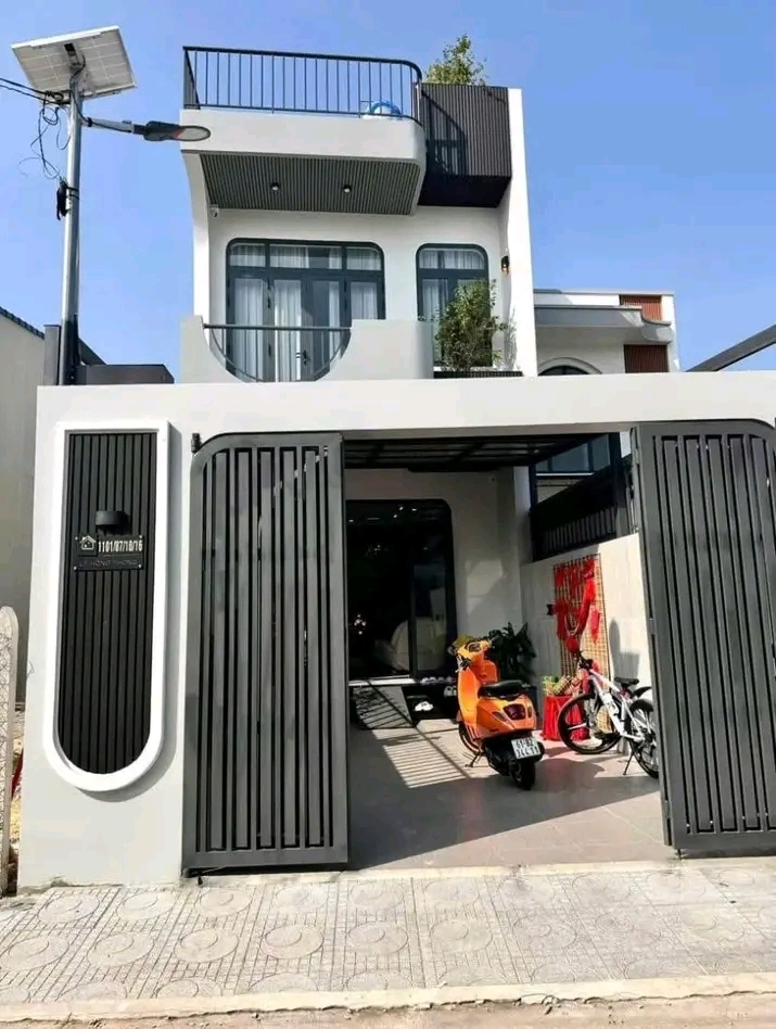 Nhà đẹp 1 trệt 1 lầu, đường rộng ô tô vào tận nơi – TP. Thủ Dầu Một