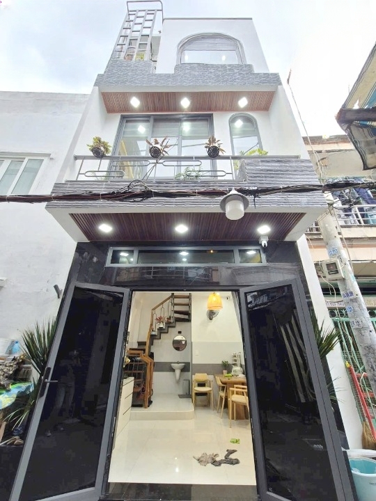 Nhà hẻm 282 Nguyễn Tri Phương - P. Vườn Lài Giá : 48 Tỉ (TL)