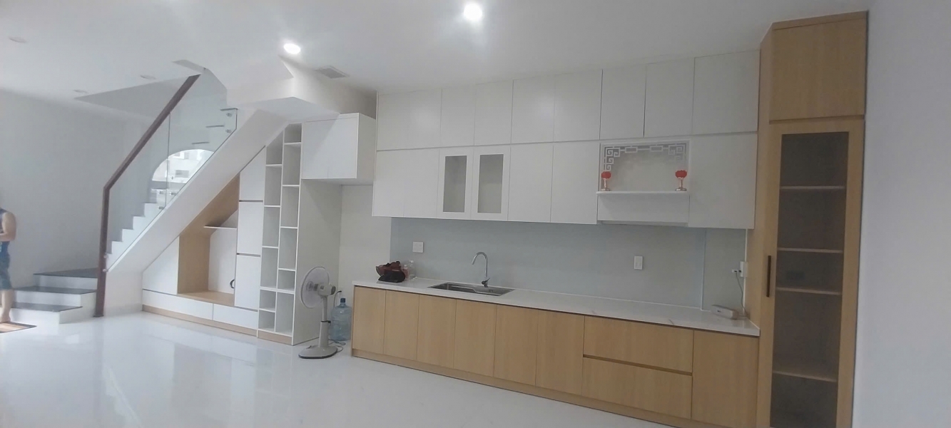 ♪ Nhà Kiệt Ô tô đậu cửa Nguyễn Nhàn 63m2 2 mê đúc 3PN còn mới hơn 3 tỷ