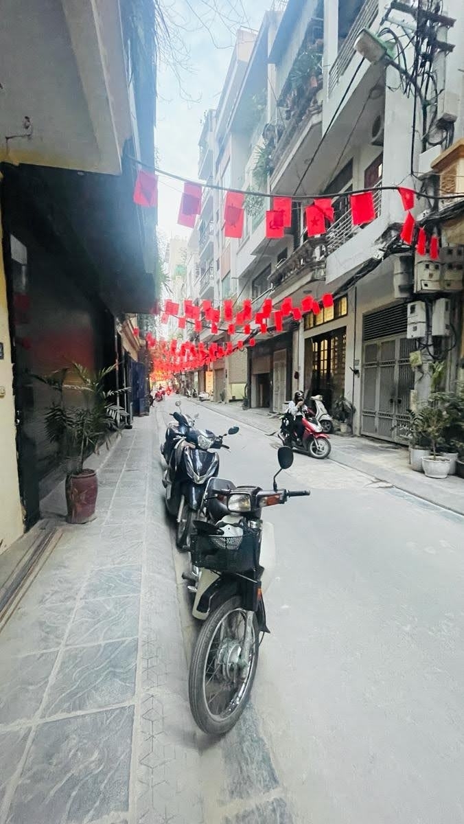 Nhà Phân lô Phố Tô Vĩnh Diện- 33m*5tầng- Vỉa hè - Ôtô tải tránh- Kinh doanh- Giá 134 tỷ