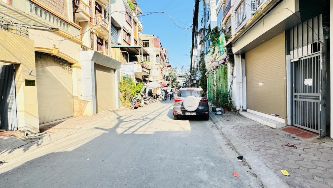 Nhà Phân lô Vương Thừa Vũ- 47m*5tầng- Vỉa hè - Ôtô đỗ cửa- Kinh doanh- Giá 167 tỷ