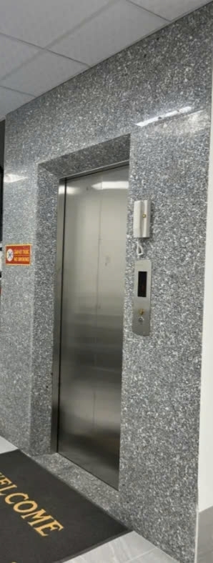 Nhà tôi cho thuê nhà mới lô góc 103m2_ 4T; vỉa hè Lạc Trung-28 Tr