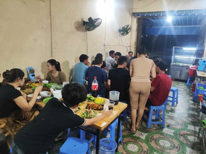SANG NHƯỢNG QUÁN CƠM FULL ĐỒ TẠI SỞ DẦU HỒNG BÀNG HẢI PHÒNG - CHỈ VIỆC VÀO BÁN LUÔN