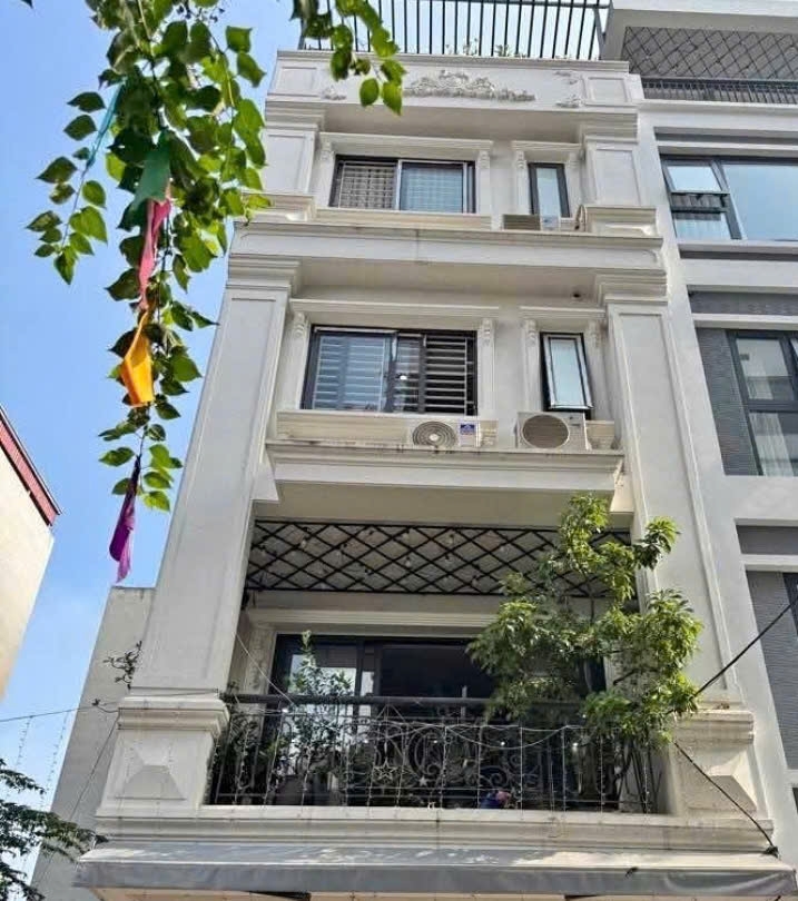 SIÊU PHẨM PHỐ VIP ĐÀO TẤN- Ô TÔ VÀO NHÀ- DT 40M2 - 5TẦNG DÂN XÂY - LÔ GÓC THOÁNG VĨNH VIỄN- VIEW