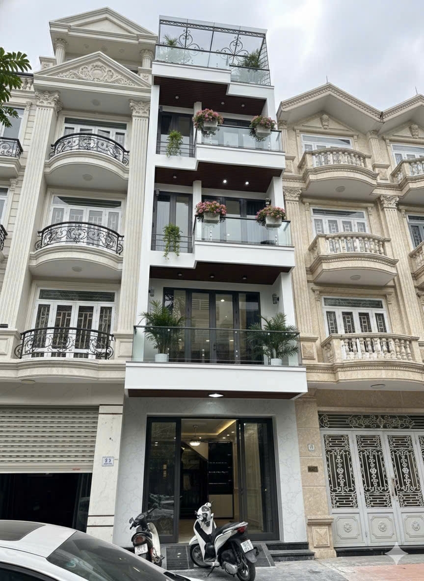 Siêu phẩm Văn Cao - 80m 5 tầng - Thang Máy - Đường 10m