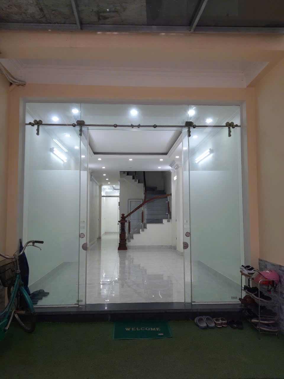 Siêu rẻ Mặt bằng tầng 1 2 làm Văn phòng KD online Cù Chính Lan 70m2 x 2 tầng 13 Triệu