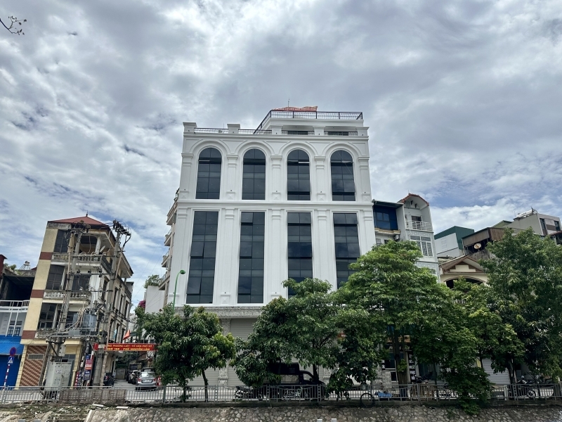 (Tin thật 100%) Bán tòa Bulding 116m2 x 8T mặt phố Nguyễn Lân - Mặt tiền 19m - Dòng tiền 18 tỷ/năm