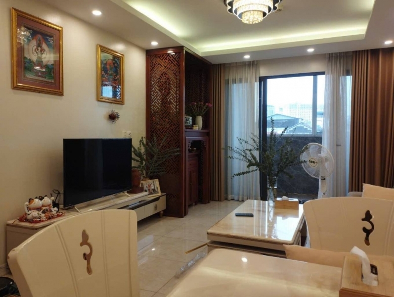 (Tin thật 100%) CH 85m2 x 2PN tại Tân Hoàng Minh Hoàng Cầu - nội thất 500 triệu - BC hướng Bắc